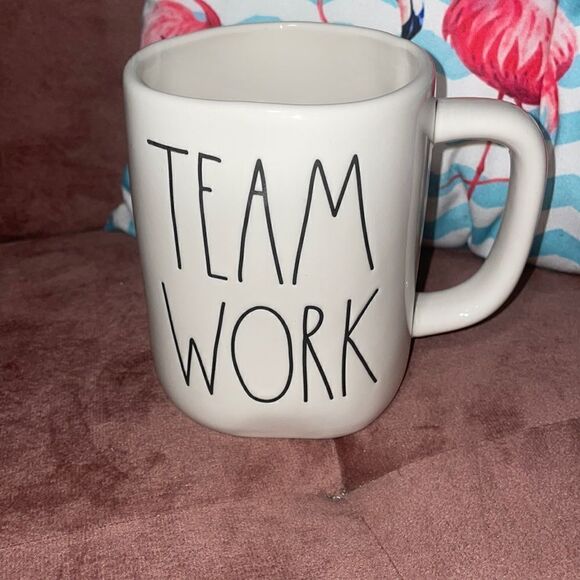 Team work Rae Dunn mug - Picture 1 of 5